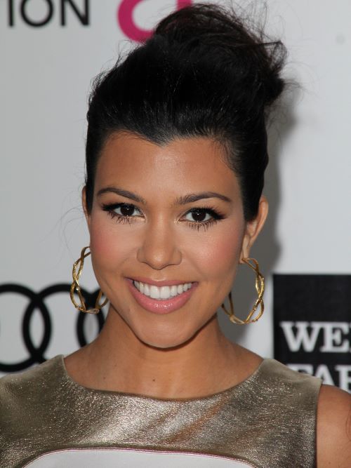 Example of a widow's peak in a woman