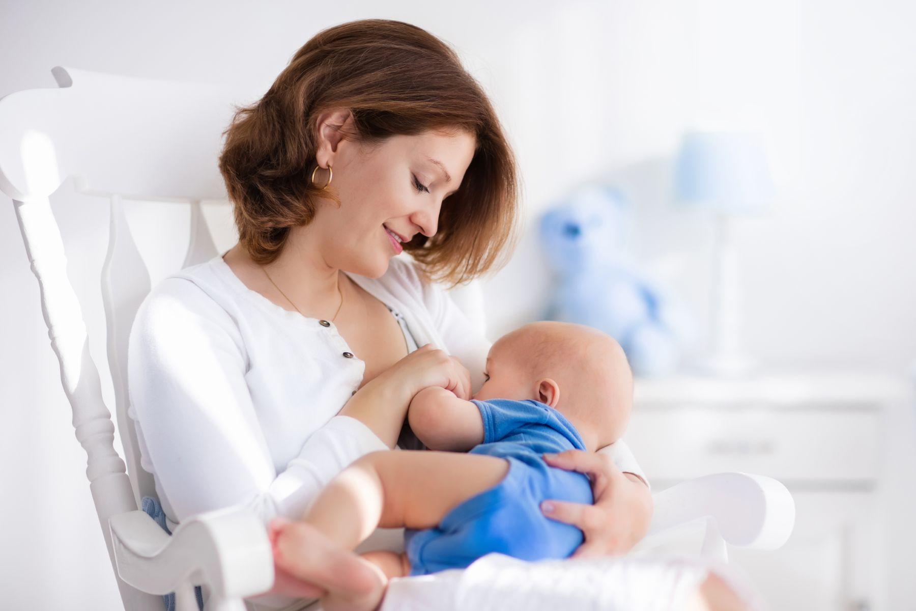 Minoxidil use in nursing mothers