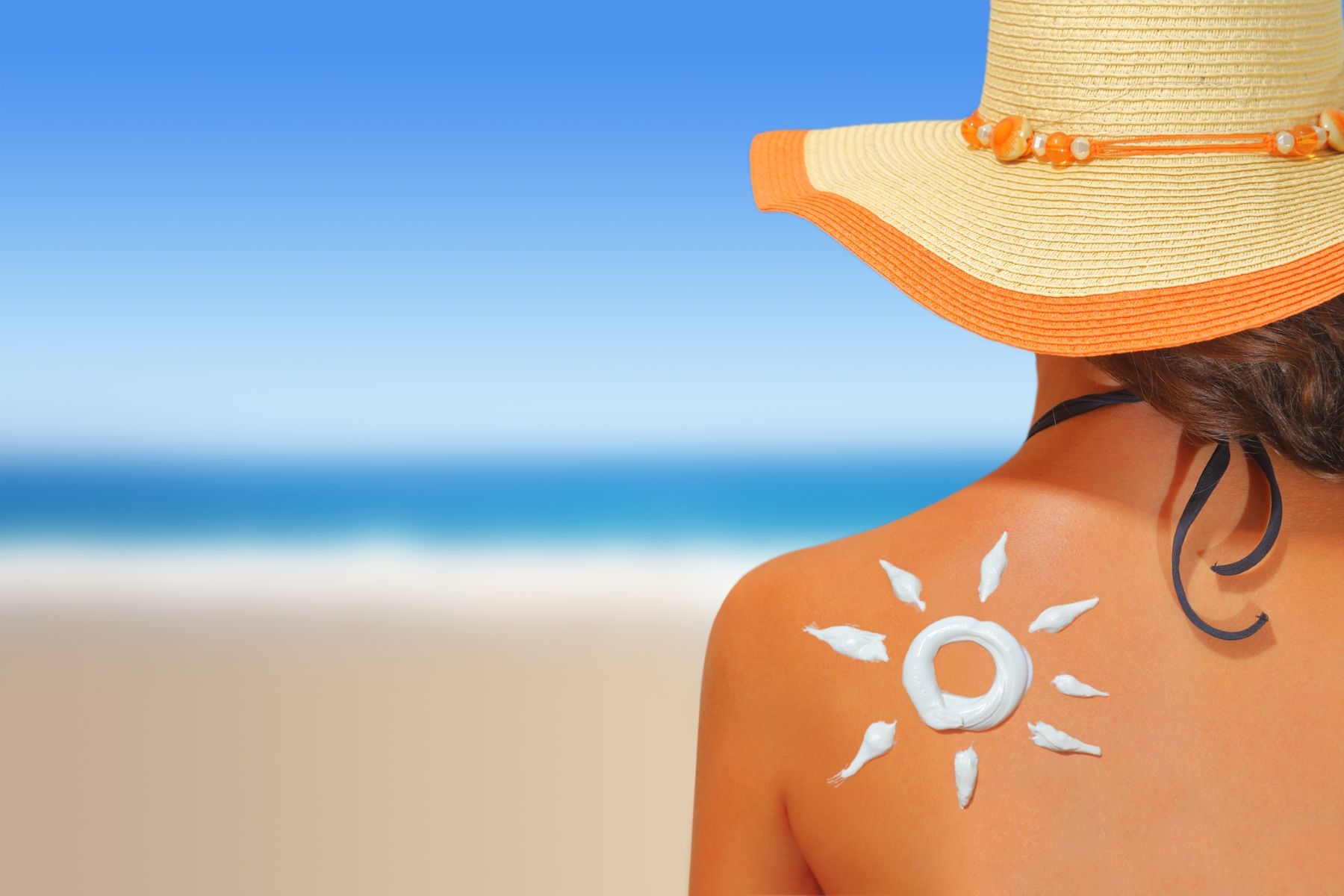 Protect your scalp against sunburn to prevent scalp burning