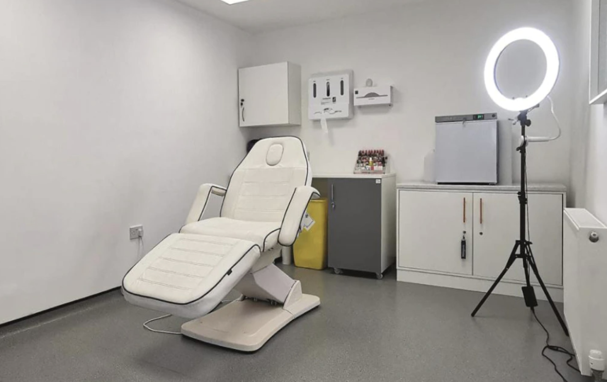 glasgow hair transplant clinic treatment area