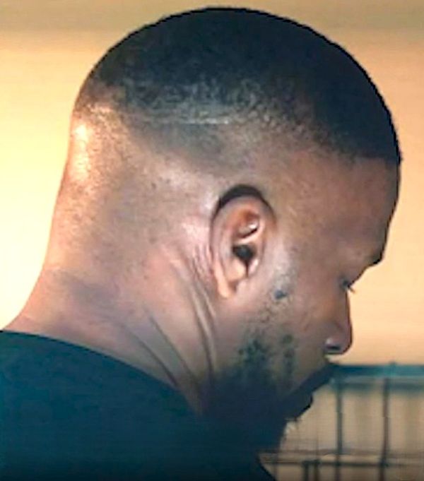 Jamie Foxx’s head tattoo removed