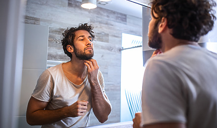 Beard Transplant Gone Wrong? An Expert&rsquo;s Advice On What To Do Next