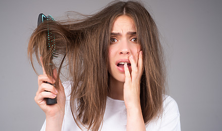 Hairline Recession In Women: Causes, Symptoms & Treatment