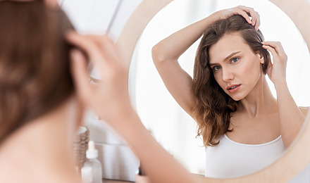 How To Hide Thinning Hair In The Front Woman